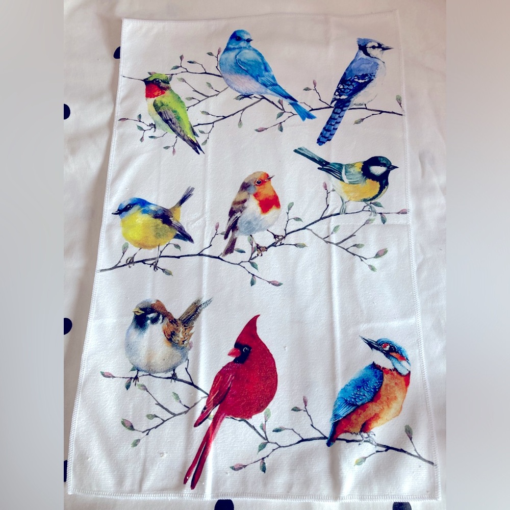 Set of two hand towels.